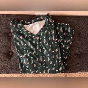Festive Ladies Pajama Set - Green